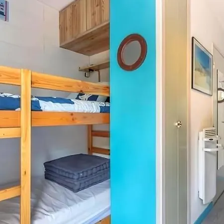 100 M De La Plage, 5 Minutes Du Centre